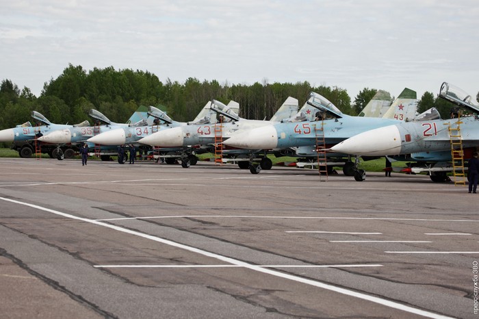 Dàn tiêm kích chiến đấu Sukhoi của Không quân Nga
